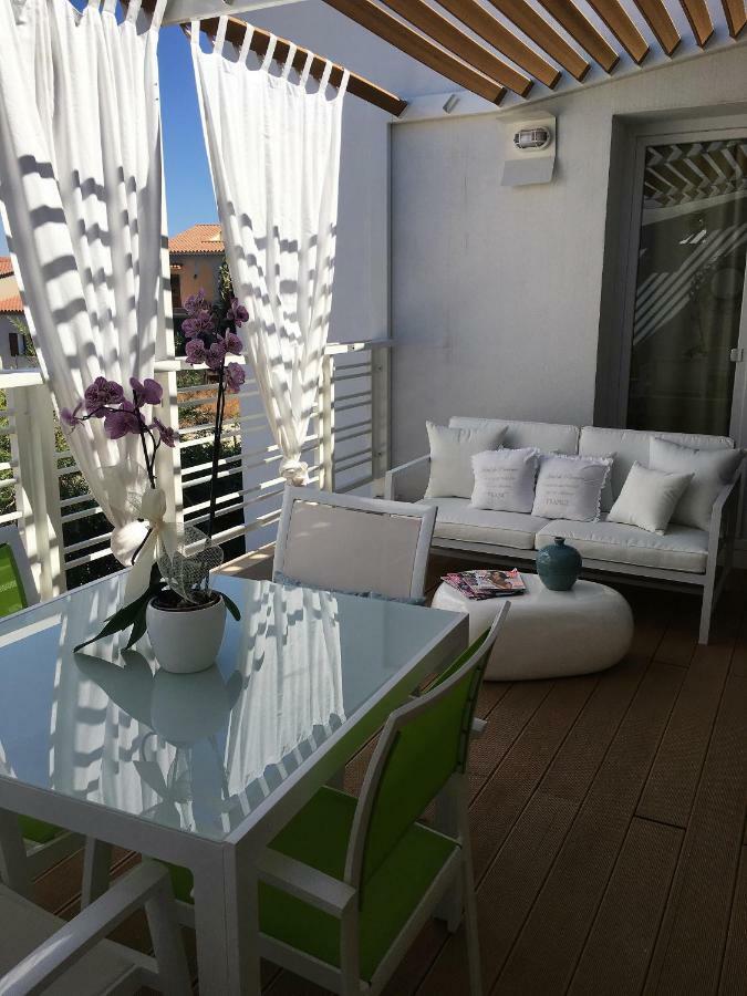 A Gem Apartment With Terrace Pula Exterior foto